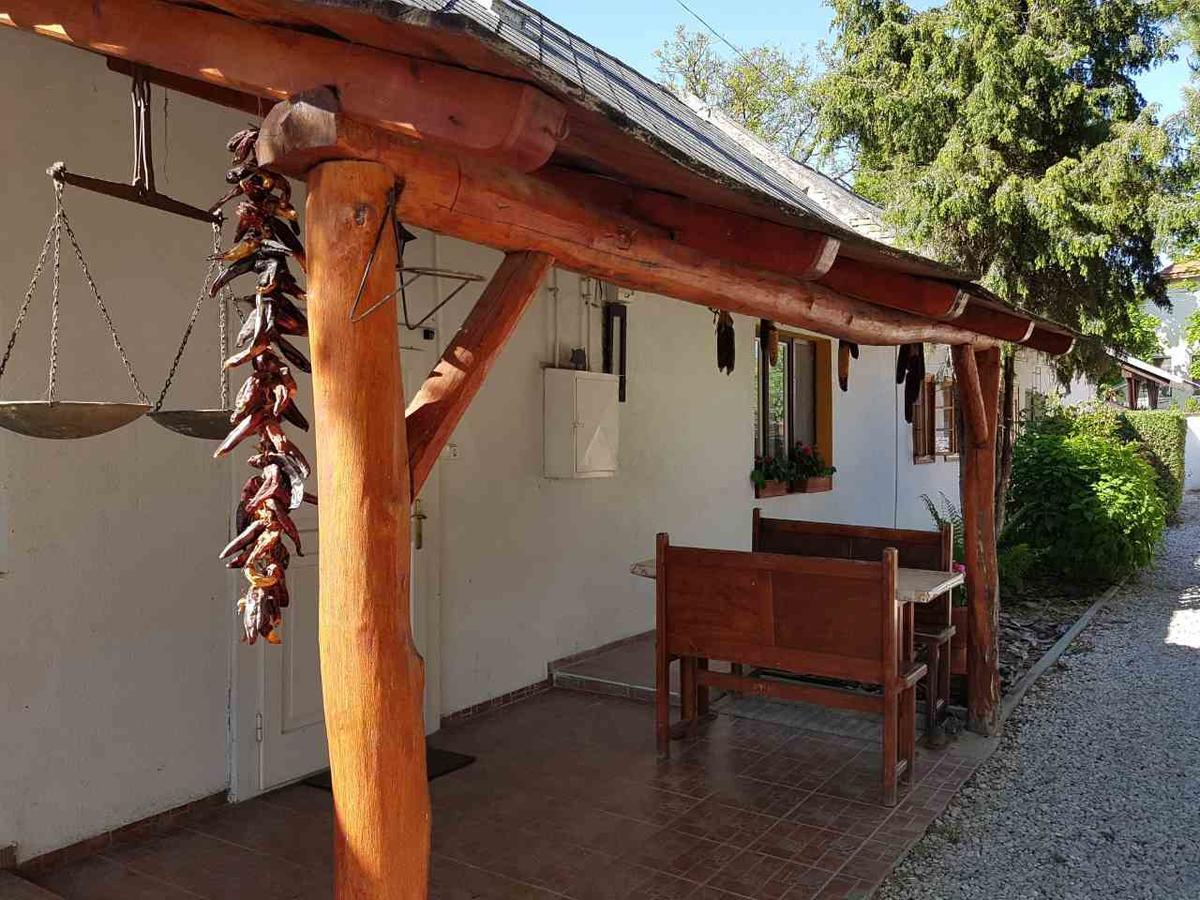 Kúti Vendégház Bakonykuti Exterior foto