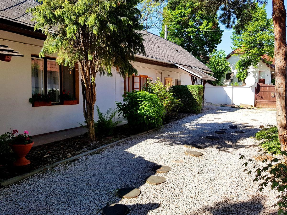 Kúti Vendégház Bakonykuti Exterior foto